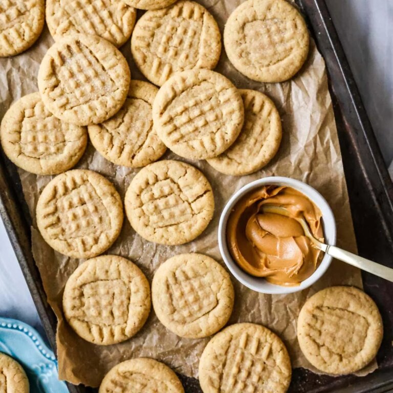 The Best Peanut Butter Cookie Recipe (Soft & Buttery)